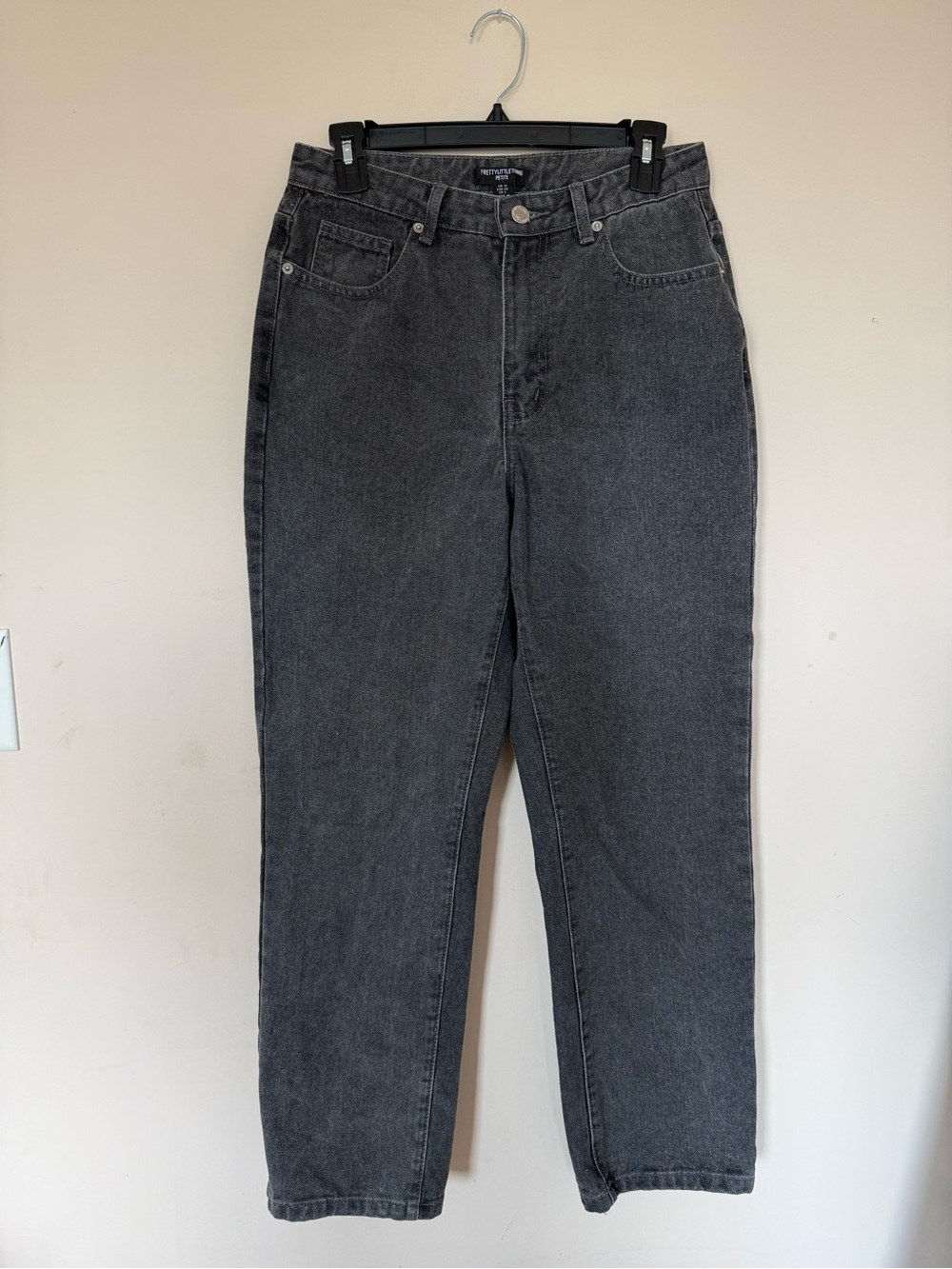 PrettyLittleThing Petite Washed Black High Waisted Jeans US 6